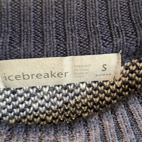 Icebreakers 💯 wool sweater - Picture 2 of 2